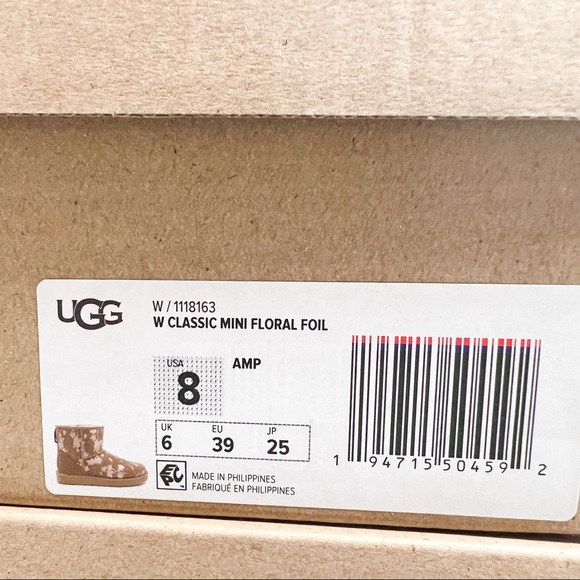 UGG CLASSIC MINI FLORAL FOIL BOOTS- Color AMPHORA - Picture 11 of 12